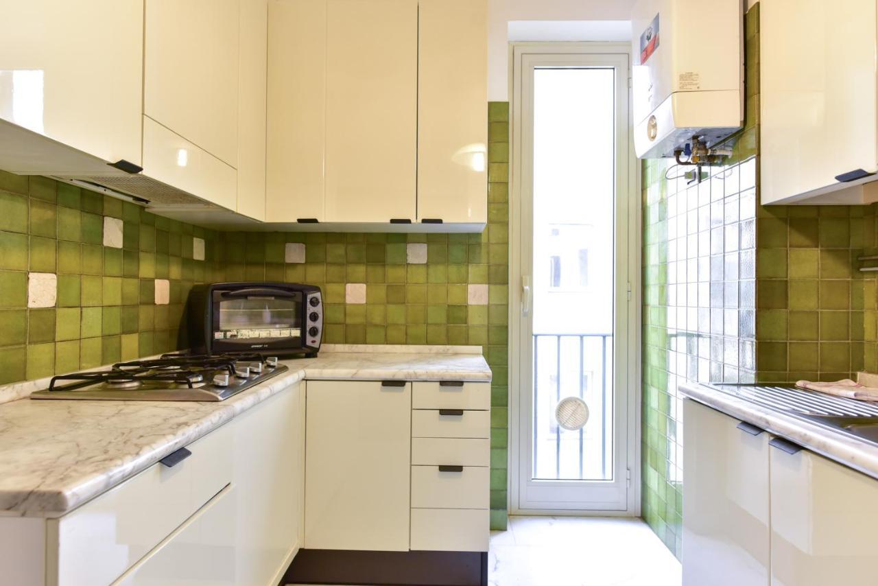 Elegant & Cozy Apartment In The Heart Of Roma Ngoại thất bức ảnh