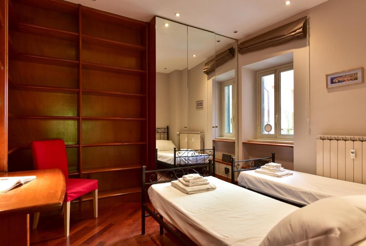 Elegant & Cozy Apartment In The Heart Of Roma Ngoại thất bức ảnh
