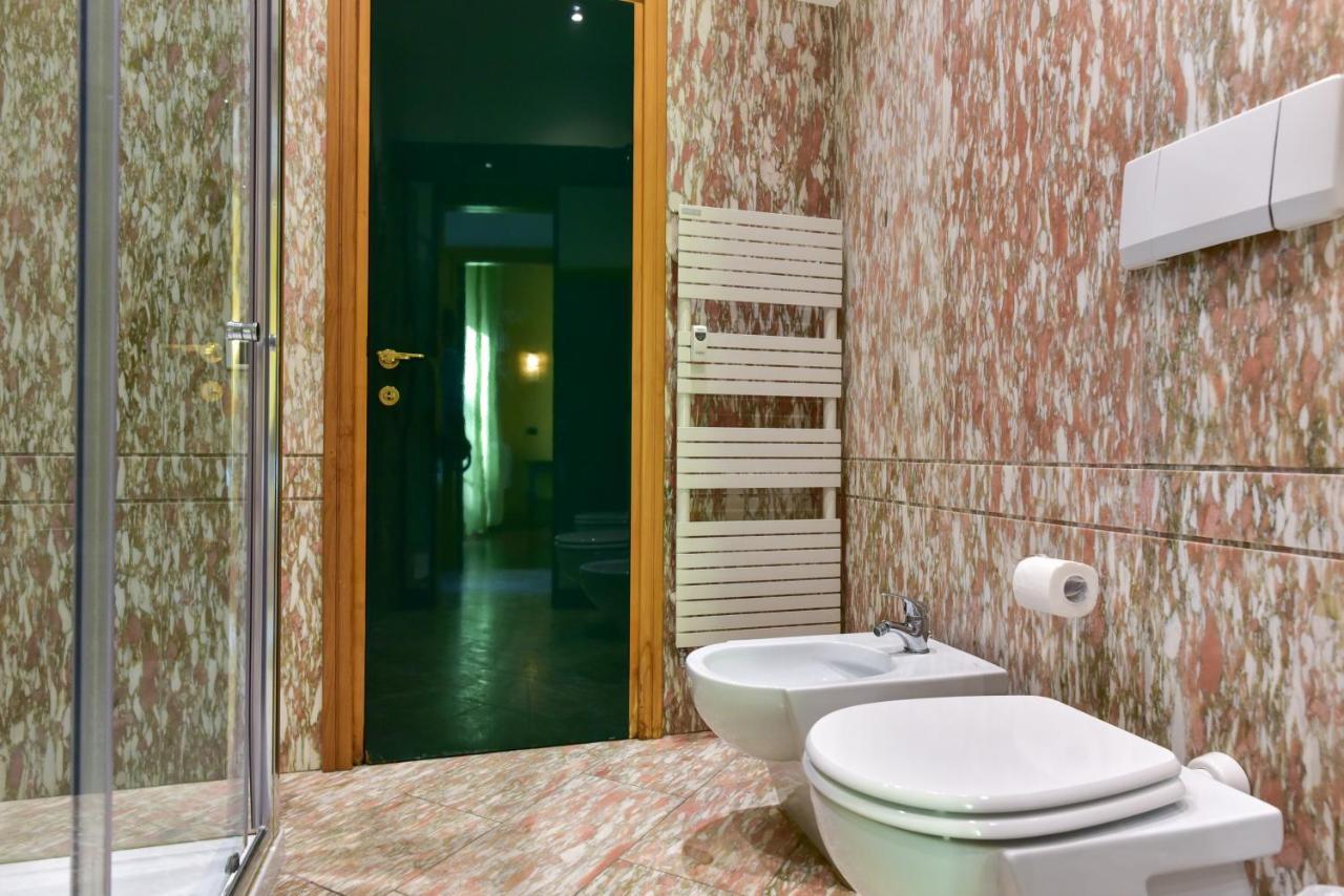 Elegant & Cozy Apartment In The Heart Of Roma Ngoại thất bức ảnh